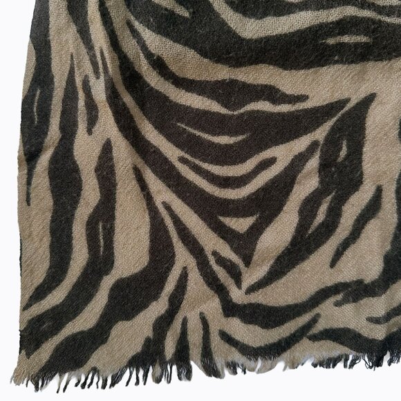 Yarnz NY 100% Cashmere Blanket Scarf Wrap Chocolate Brown Contrast Zebra Animal - Picture 7 of 11